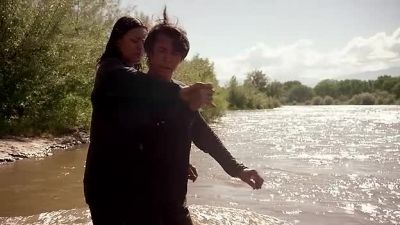 Now, put your arm around my neck. - Longmire