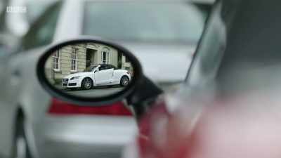 Now, remember what I told
you about tailing people. - Shakespeare & Hathaway - Private Investigators