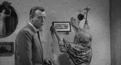 Now, you run and see if Arnie's
letting that coffee get burned. - Chicago Syndicate