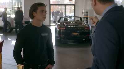 Now, you see that Porsche 911 over there?
It's a beaut, right? - Cobra Kai