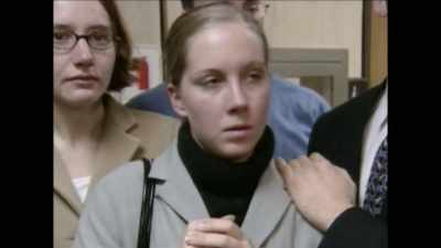 NOW SHE THOUGHT THAT
EVERYTHING HER STEPFATHER - An American Murder Mystery: The Staircase