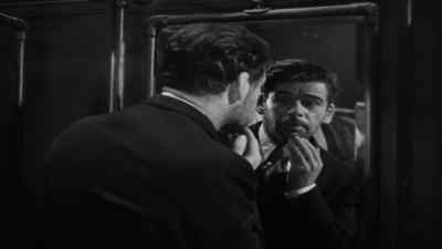 - Now show me something in a cheap hat.
- Yes, sir. - I Am a Fugitive from a Chain Gang