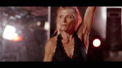 Now.
(snaps fingers) - The Aerialist