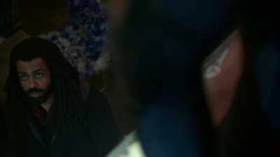 Now, somebody is going
to take over this train. - Snowpiercer