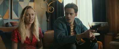 -Now, sweetheart, you really
shouldn't interrupt peop-- - Villains