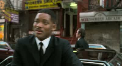 Now, that's the worst disguise ever. - Men in Black