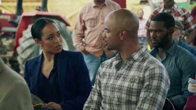 Now the whole town thinks
that you got money to burn. - Queen Sugar