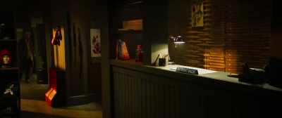 Now
the word "shuriken" - American Night