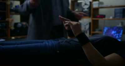 Now, these wrist
sensors are connected - Heal
