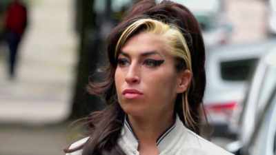 Now you think everything
is on the mend - Reclaiming Amy