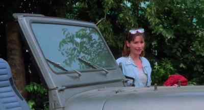 Now, this... - The Texas Chainsaw Massacre 2