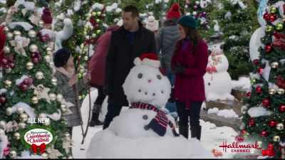 Now those are some
top-notch choices, Ava. - Christmas at Dollywood