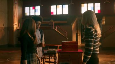 Now, um...
what are we gonna do about Jo? - Legacies