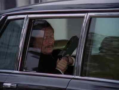 NOW, VALENKOFF,
GET OUT OF THERE. - Mission: Impossible