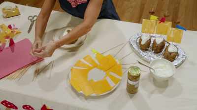 Now, you want to make sure
that you do the flat side up, - At Home with Amy Sedaris