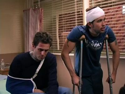 - Now, who wants ice cream?
- I do. - It's Always Sunny in Philadelphia