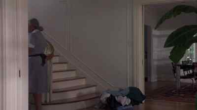 - Now, we're
going to do a figure eight - Scorned