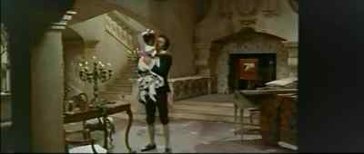 Now, we're going to have
to clean you up. - The Naked Maja
