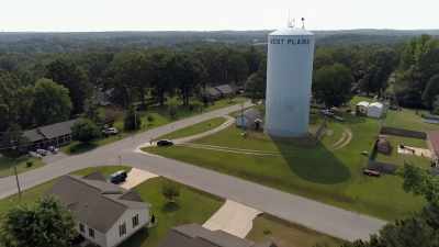 Now, West Plains is a pretty small town, - The Killer Truth