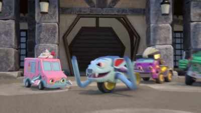 Now that we've found everyone,
Game Day is back on track! - Mighty Monsterwheelies