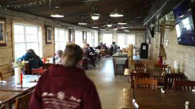 Now we've got 176 employees. - Food and Country