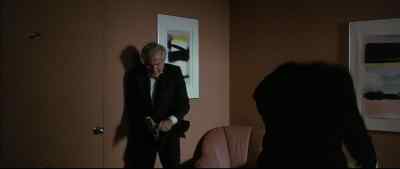 - Now what?
- Call the cops. - Raw Deal