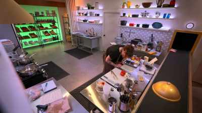 Now what? (clicks tongue) - Secret Chef