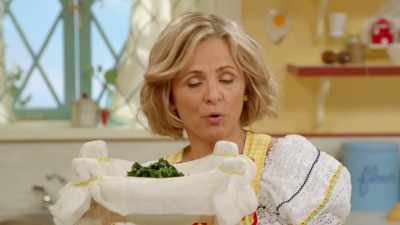 Now, what I normally
like to do - At Home with Amy Sedaris