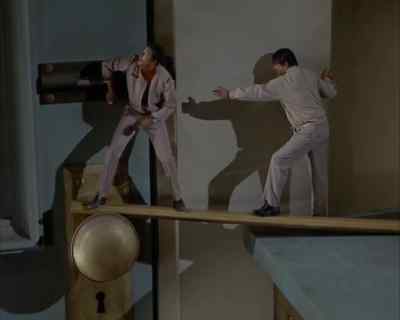 - Now what?
- Those two bottles
over there. - Land of the Giants