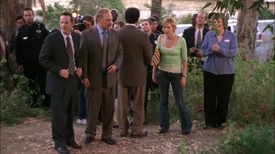 - Now what's he doing?
- I can't look. - Monk
