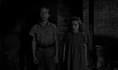 - Now, where, boy? Where?
- Under the stone in the floor. - The Night of the Hunter