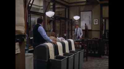 - Now where're you going, Carl?
- Springfield. - Kolchak: The Night Stalker