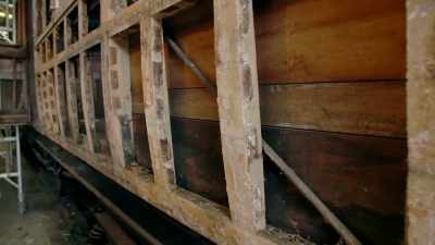 Now, with all the junk off it, - Great Rail Restorations with Peter Snow