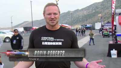 Now, she won last week.
She's fast. - Street Outlaws No Prep Kings Team Attack
