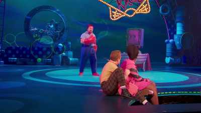 Now ya see, Pearl,
I'm launching a new ad campaign. - The SpongeBob Musical: Live on Stage!