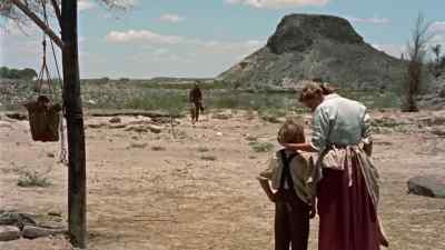 NOW YOU LET MOMMY
DO THE TALKING. - Hondo