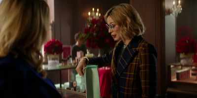 Now, if you'll excuse me,
I have a gift to drop off. - Katy Keene