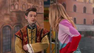 Now, if you'll excuse me, - Raven's Home