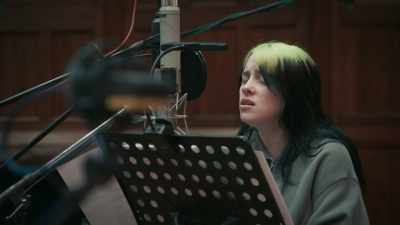 ♪♪ Now you'll never see me cry - The Sound of 007