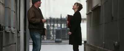 - Now you're seeing things too?
- No, maybe. Look, - Lair