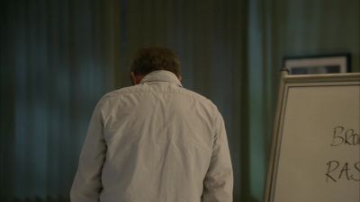 Now that you've delivered
that important lesson, - House