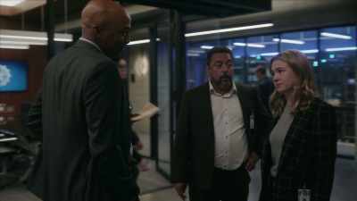 Now Zora's on her way
back to County Jail, - The Rookie: Feds