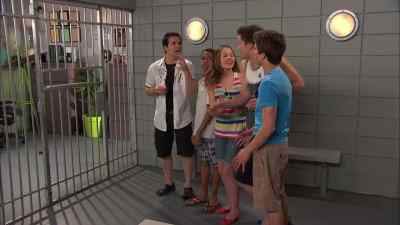 NOW'S OUR CHANCE. - Lab Rats