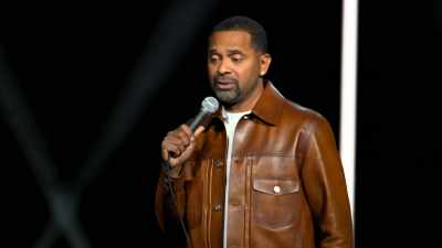 Nu-i avantajează nicicum - Mike Epps: Ready to Sell Out