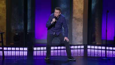 "Nu ştiu. E numai praf.
Ce vreţi de la mine? - Brian Regan: Nunchucks and Flamethrowers