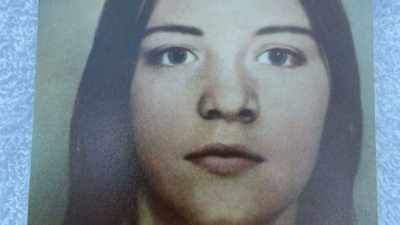 Nuala: Marian was, when I look
back now and think about it, - Murder in the Badlands