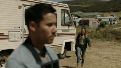 Nudge it forward a little. - Fear the Walking Dead