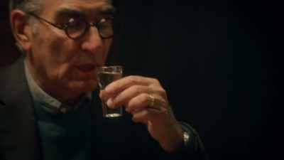 Number one, we're indoors. - The Reluctant Traveler with Eugene Levy