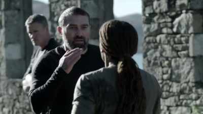 Number seven, stand up, stand up,
quick, quick, quick. Look at me. - Celebrity SAS: Who Dares Wins