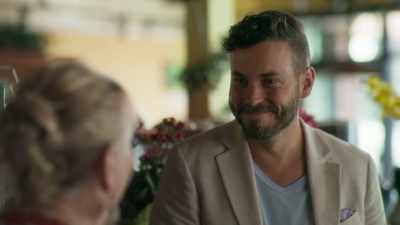 Nun, einige glauben nicht
an Liebe auf den ersten Blick. - A Romance Wedding
